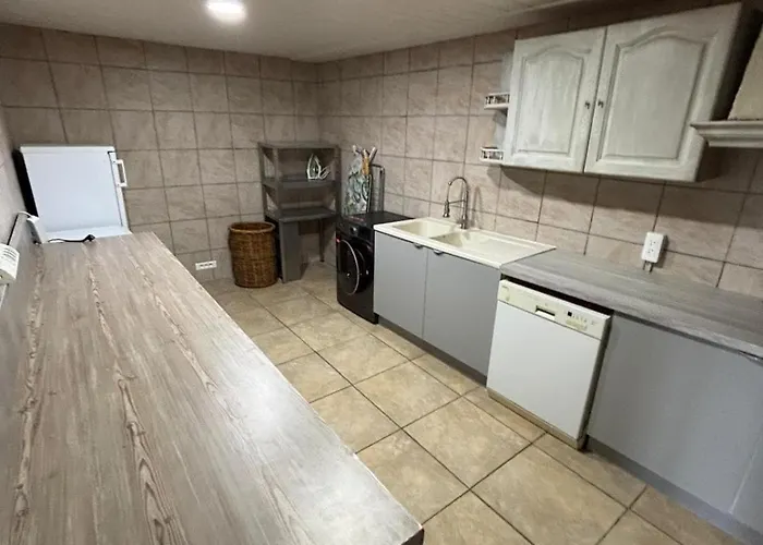 Vakantiehuis Le Chai Du Pere Igord - 20 Personnes Monestier (Dordogne)